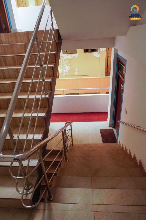 Yaarl Hostels Джафна Екстериор снимка