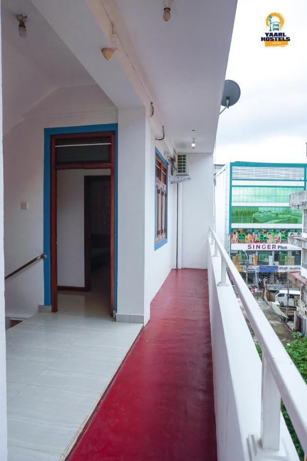 Yaarl Hostels Джафна Екстериор снимка